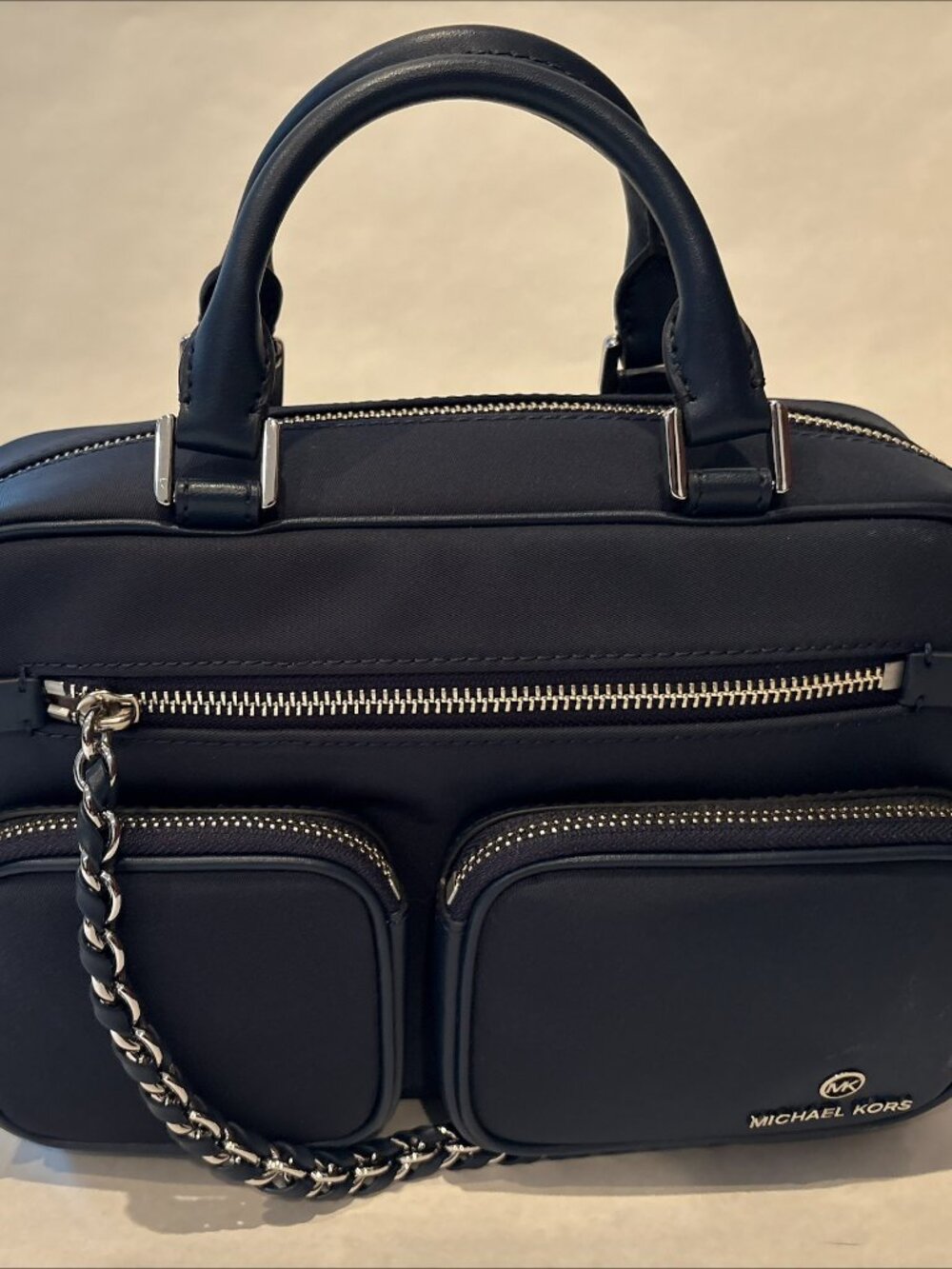 Authentic Michael Kors Elliot Navy Nylon Messenger Crossbody Utility Camera Bag